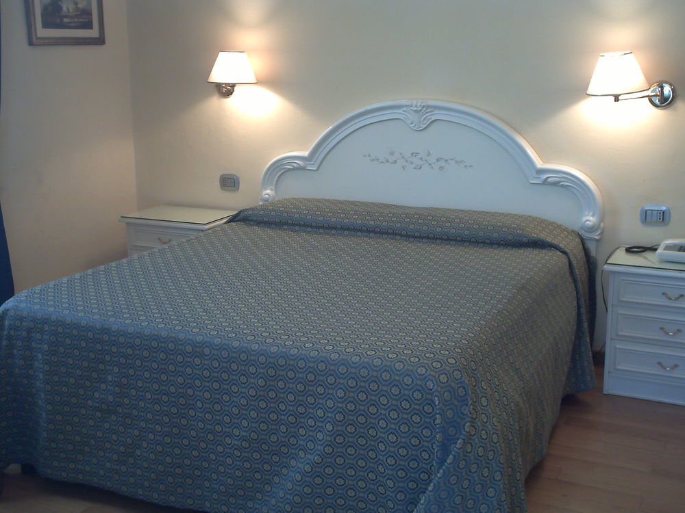 Hotel Annabella Roof Terrace Φλωρεντία Εξωτερικό φωτογραφία